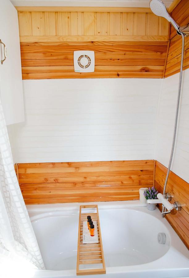 Hotel Tiny House In The Vineyard By Gramofon Wine à Iordachianu Extérieur photo